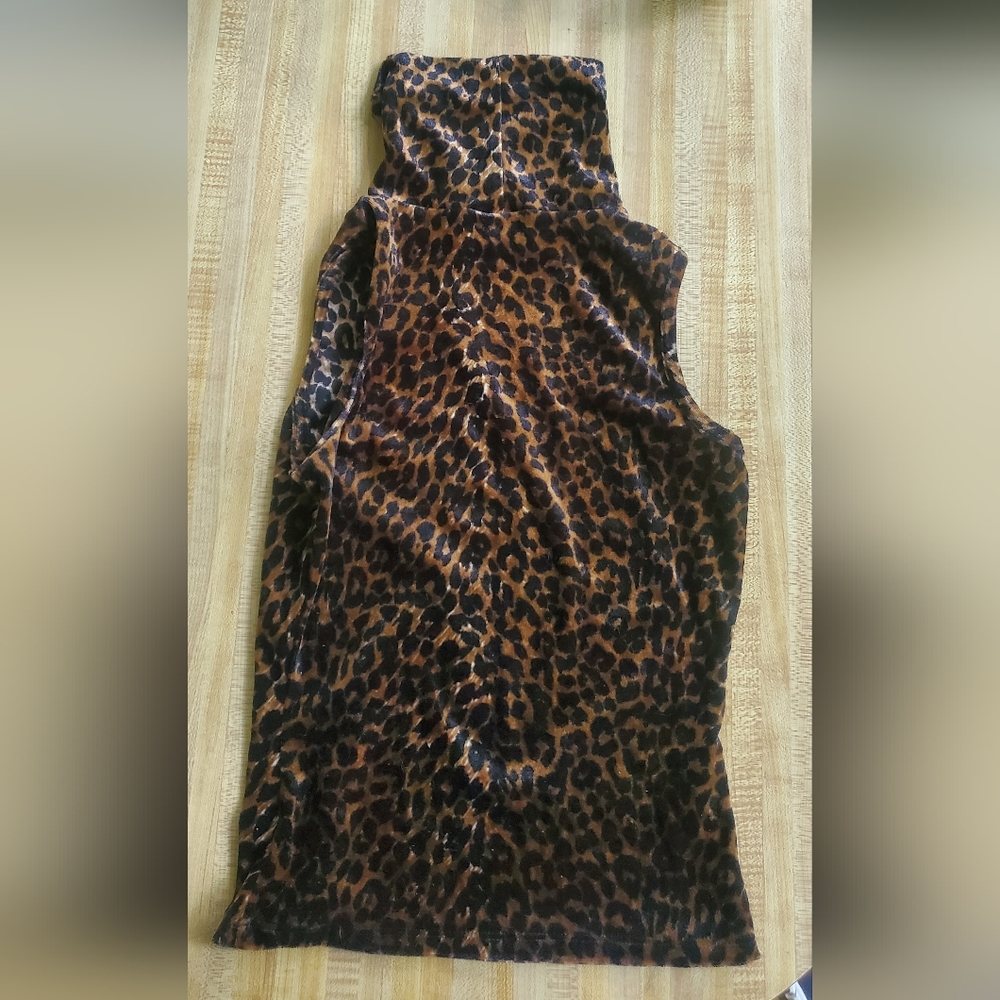 Leopard Top - Picture 2 of 3